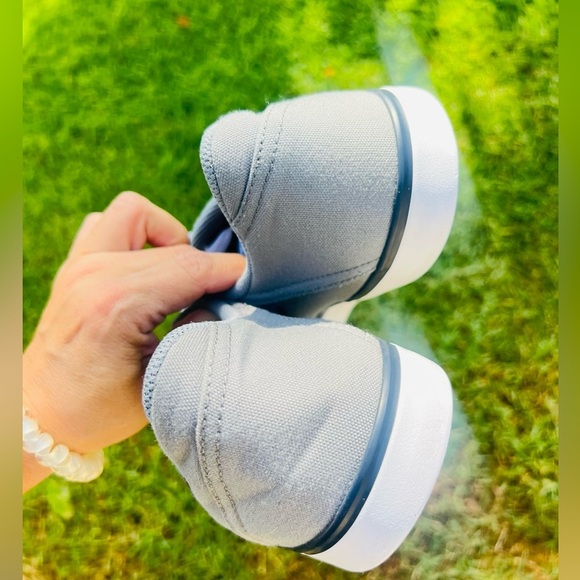 NikeSB Men’s Skateboard Sneaker Size 11.5 Wolf Gray/NavySwoosh GREAT CONDITION! - Picture 5 of 7